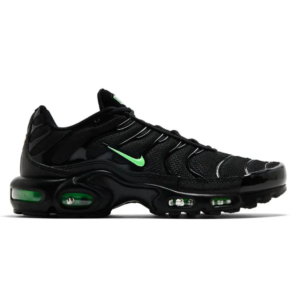 NIKE TN AIR MAX PLUS - BLACK GREEN STRIKE